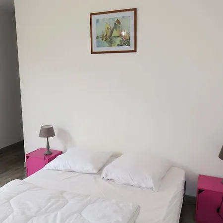 Villa Maison Neuve De Plain-pied A 100m De La Et 200m Du Coz-pors A - Ref 71